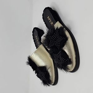 Aperlai Gold Fur Slip On Fur Mules Women's Size 7